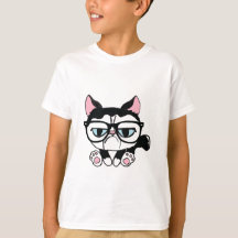 O gato mal-humorado caçoa o t-shirt