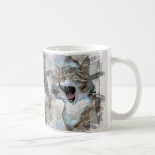 O gato Mouthy projetou a caneca de café da foto
