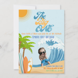 O grande convite de aniversário de uma fotografia