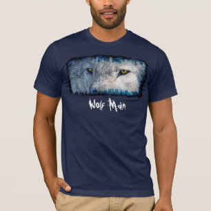 O lobo cinzento Eyes o t-shirt do homem do lobo