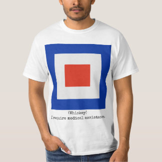 O marinho embandeira a camisa (uísque), homem