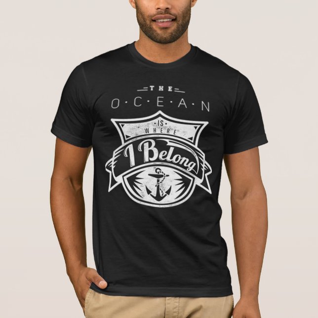 O Oceano É Onde Eu Pertenço A Camisa T (Frente)
