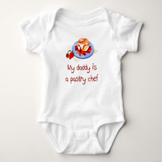 O pai é um t-shirt do bebê do cozinheiro chefe de