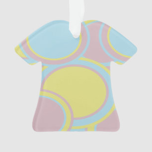 O Pastel circunda o ornamento da camisa