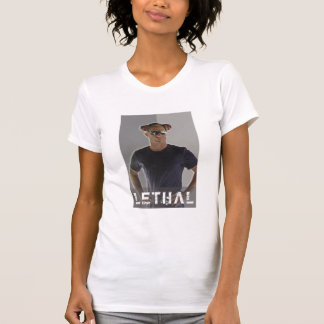 O pequeno t-shirt das mulheres letais