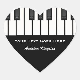 O piano fecha etiquetas