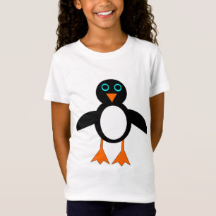 O pinguim bonito caçoa a camisa de T