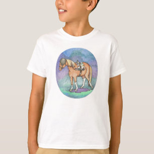 O pônei do artista caçoa o t-shirt