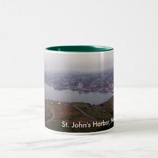 O porto de St John, caneca de Terra Nova