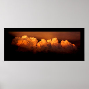 O poster panorâmico, nuvens tormentosos faz sob