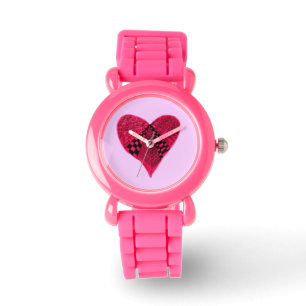 O relógio rosa vermelha da menina do coração da