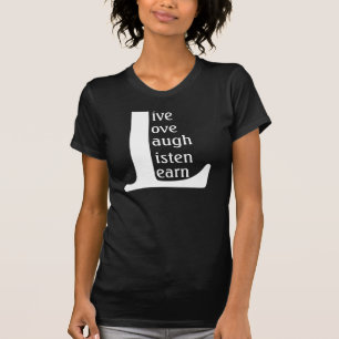 O riso vivo do amor escuta e aprende o t-shirt