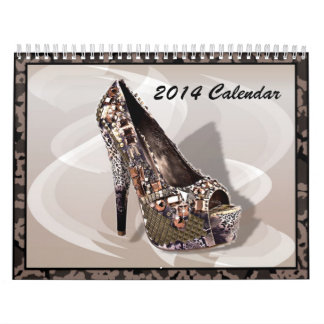 O salto alto calça o calendário 2014 da forma