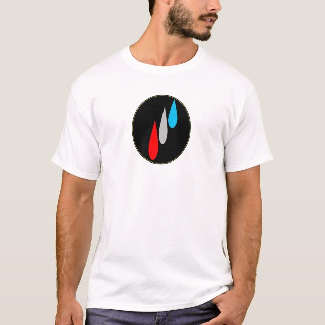 O SANGUE SUOU E RASGOU O T-SHIRT (Frente)