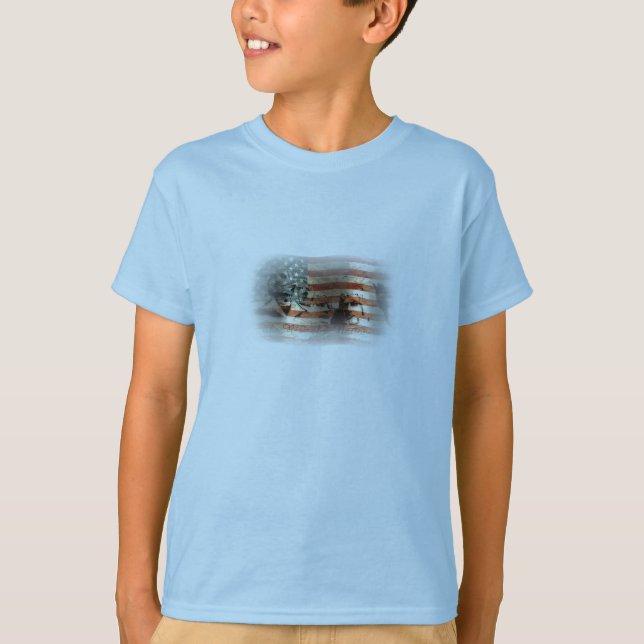 O Surgimento de uma Nação ... Camiseta (Frente)