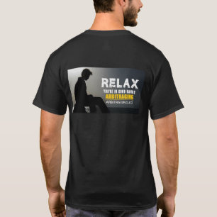 O t-shirt ARBITRAGING RELAXA o ur nas boas mãos