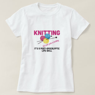 O t-shirt básico das mulheres de confecção de