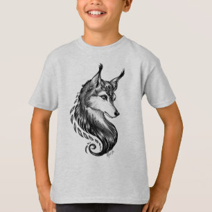O t-shirt branco preto de menino de lobo tirado