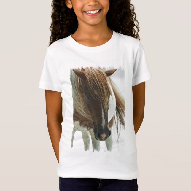 O t-shirt cabido da menina do cavalo selvagem do (Frente)