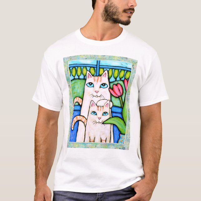 O t-shirt da menina dos gatos do gatinho (Frente)