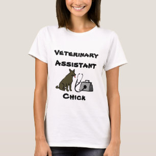 O t-shirt da mulher assistente veterinária do