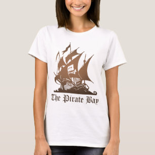 O t-shirt das mulheres da baía do pirata