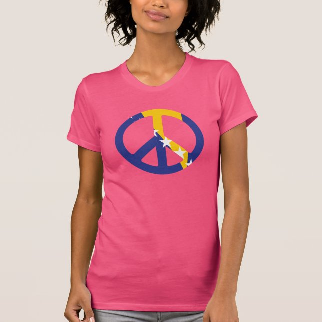 O t-shirt das mulheres da paz de Bósnia (Frente)