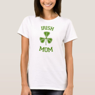 O t-shirt das mulheres irlandesas do verde da mam