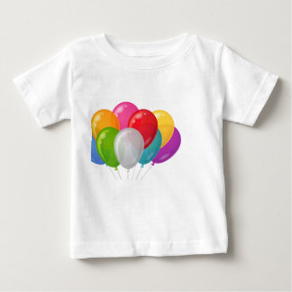O t-shirt do bebê