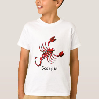 O t-shirt do miúdo do sinal da Escorpião