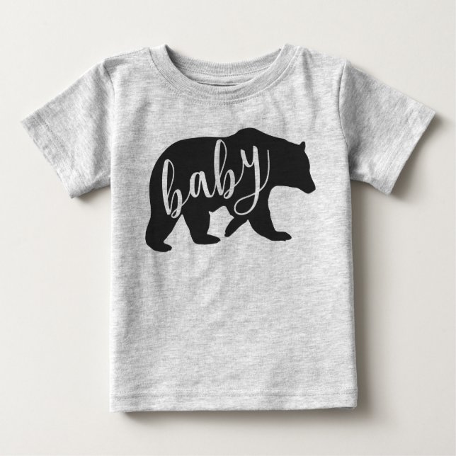 O t-shirt do urso do bebê igualmente disponível é (Frente)