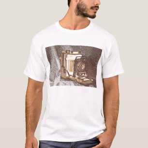 O t-shirt dos homens da câmera da imprensa do