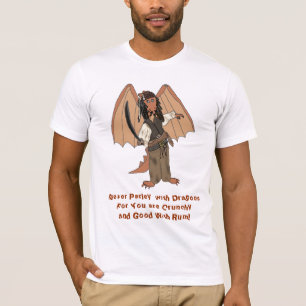 O t-shirt dos homens do dragão do pirata