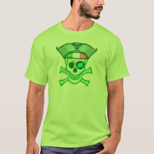 O t-shirt dos homens do pirata do dia de St