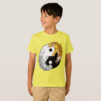 O t-shirt dos miúdos dos tigres de Yin & de Yang