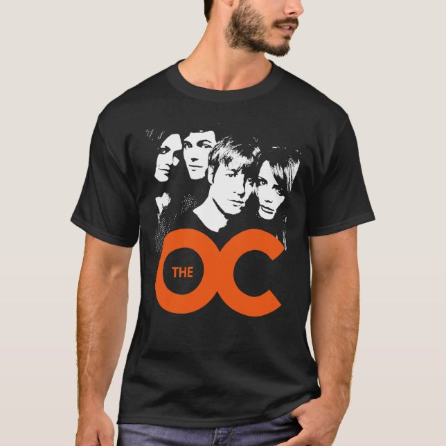 O T-Shirt OC    EssentialClassic (Frente)