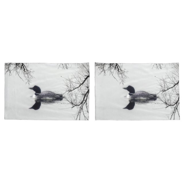 o travesseiro encaixota o mergulhão-do-norte preto (Verso - conjunto)