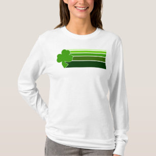 O trevo alinha o t-shirt