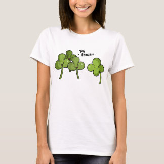 O trevo tiraniza o t-shirt