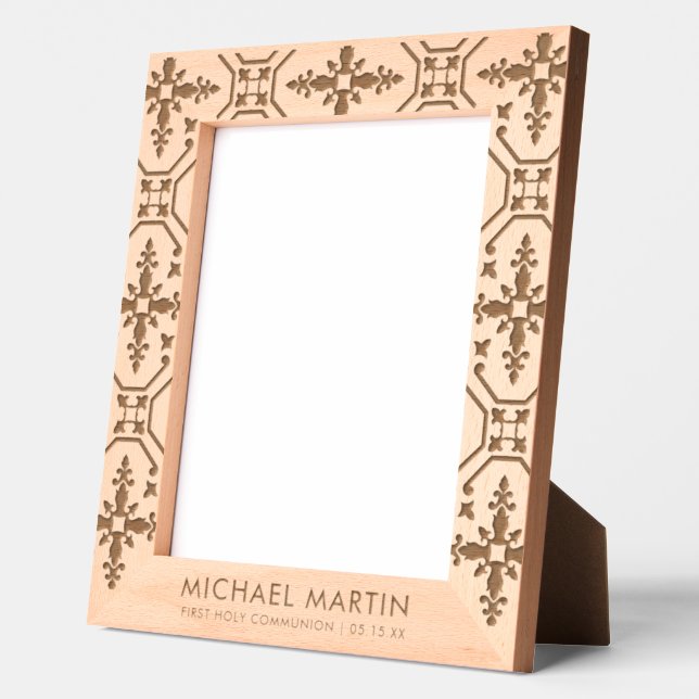 Ocasião Religiosa da Primeira Comunhão Católica (Left)