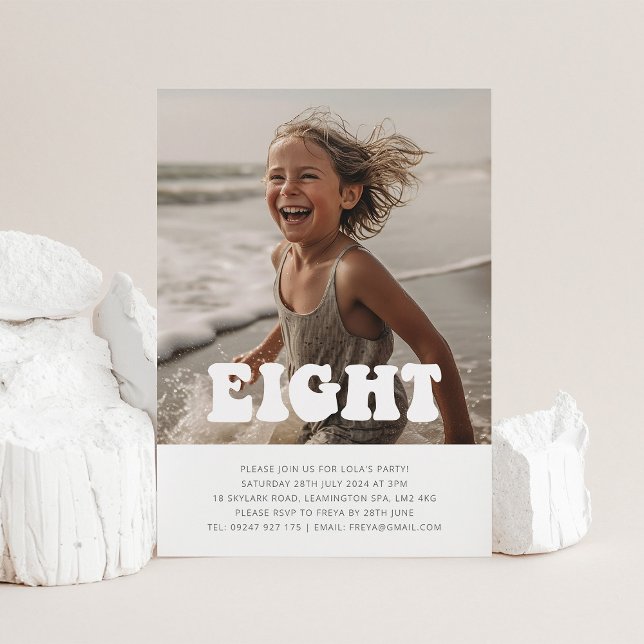 Oito - Convite de aniversário para fotos de Groovy (Eight - Groovy Photo Birthday Invitation)