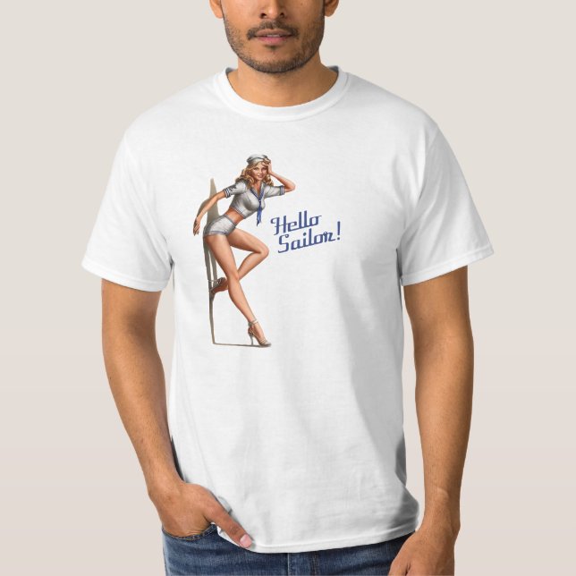 Olá, Marinheiro! Pin Up Girl T-Shirt (Frente)