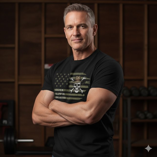 Older Slower Smarter Skull US Flag T-Shirt (Criador carregado)