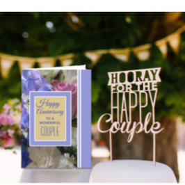 Olhe @ Feliz Aniversário para o cartão de saudação