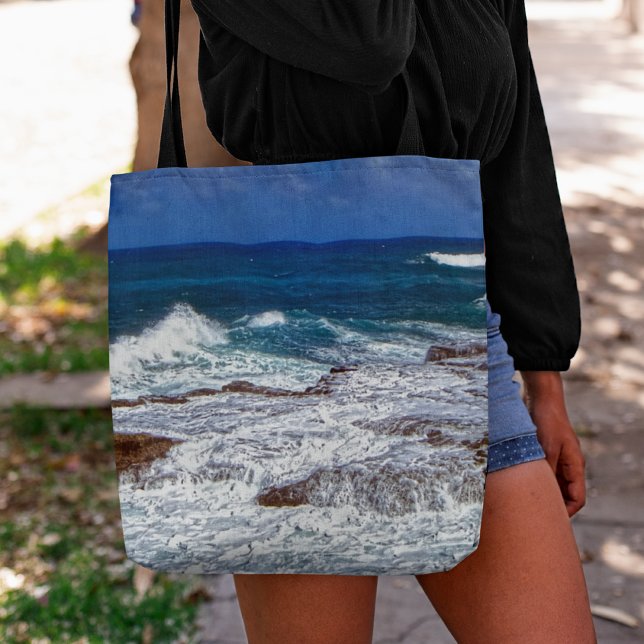 Ondas De Cruzamento No Saco De Tote De Rochas (Criador carregado)