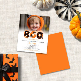 Orçamento Pequeno Boo está virando duas fotos no a