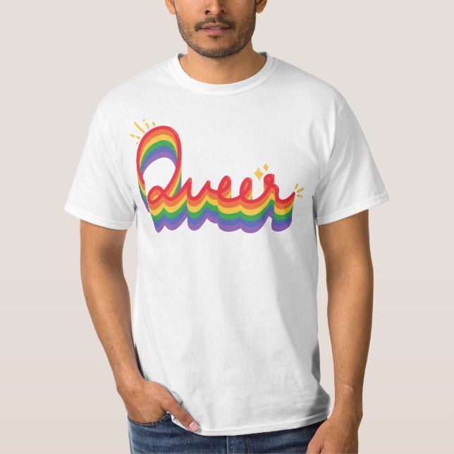 Orgulho LGBT+. Amor estranho. Camiseta (Frente)