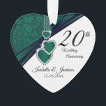 Ornamento 20 Emerald Wedding Anniversário KeepsaDesign<br><div class="desc">🥇 UM DESIGN DE ARTE DE DIREITOS AUTORAIS ORIGINAL, DE Donna Siegrist, DISPONÍVEL SOMENTE NO ZAZZLE! 20 Emerald Casando Aniversário Keepsasasaame Ornament Design. ✔ NOTA: APENAS MUDE AS ÁREAS MODELO NECESSÁRIAS! 😀 Se necessário, você pode remover o texto e começar a adicionar o texto e a fonte que quiser. 📌...</div>