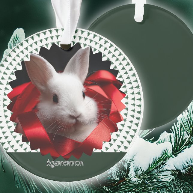 Ornamento Árvore de Natal com coelho branco e fita vermelha (Criador carregado)