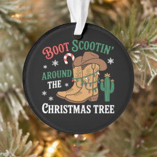 Ornamento Bota Scootin Ao Redor Da Árvore De Natal Cowboy Xm